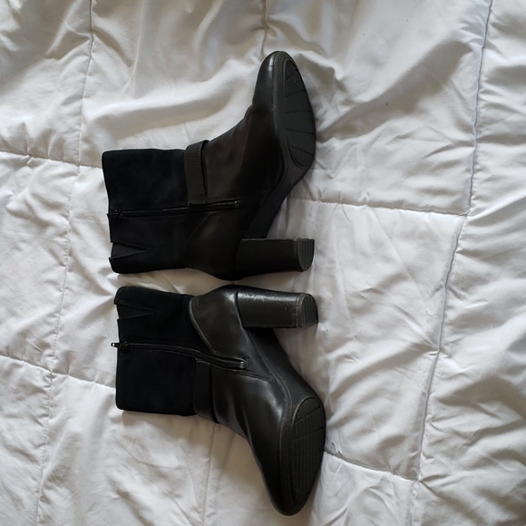 Hush Puppies Thinsulate, Black Leather Ladies Boots, Size 9. - Picture 3 of 6